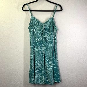 👗 WILD FABLE Spaghetti Strap Floral Skater Mini Dress Size XL